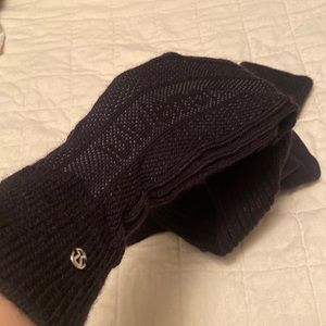 Womens lululemon leg warmers.